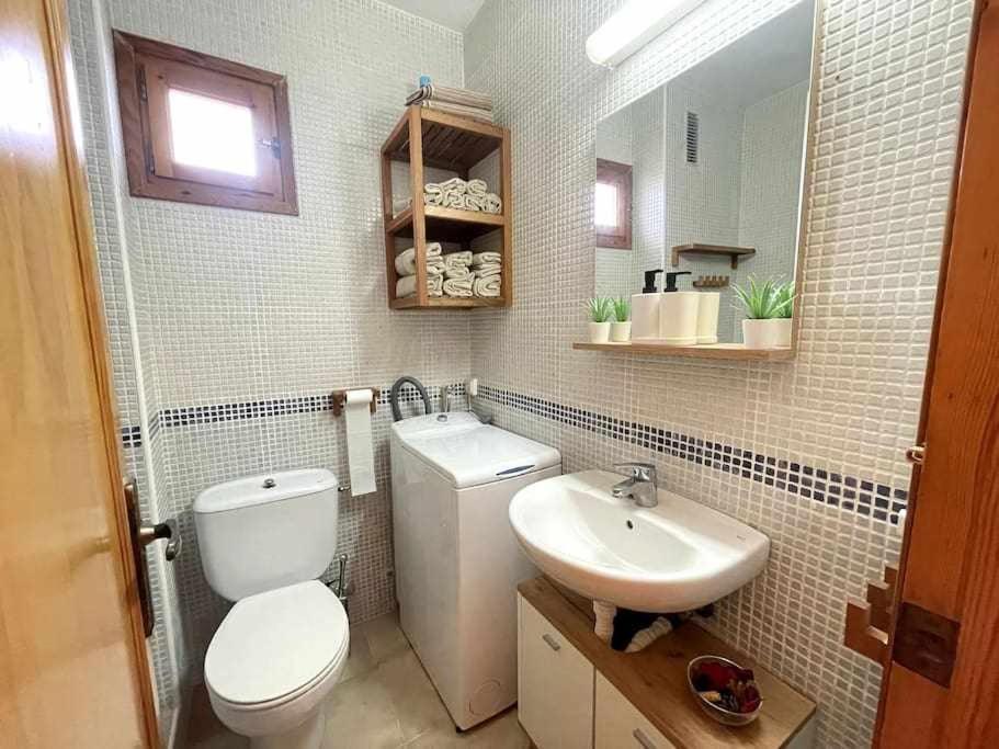Апартаменты Macarella Apatamento Con Piscina Кала-эн-Бланес Экстерьер фото